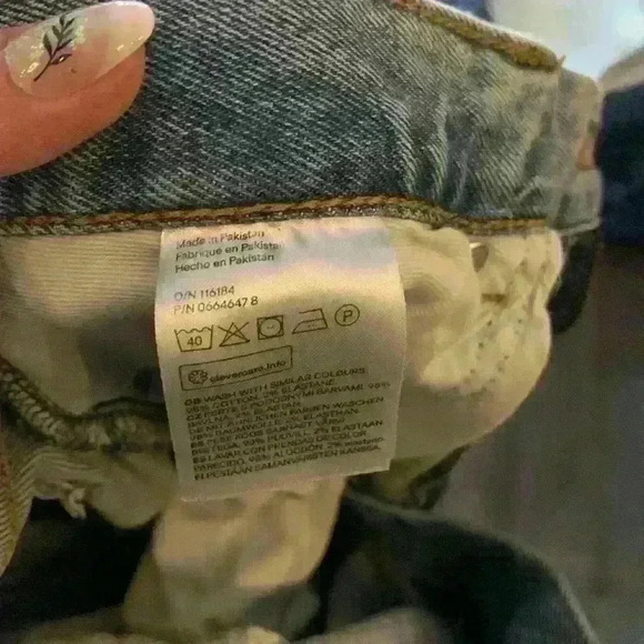 H&M straight leg jeans - Picture 4 of 5